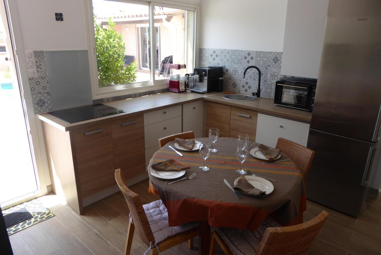 Les 2 Dauphins Villa Le Barcarès Екстериор снимка