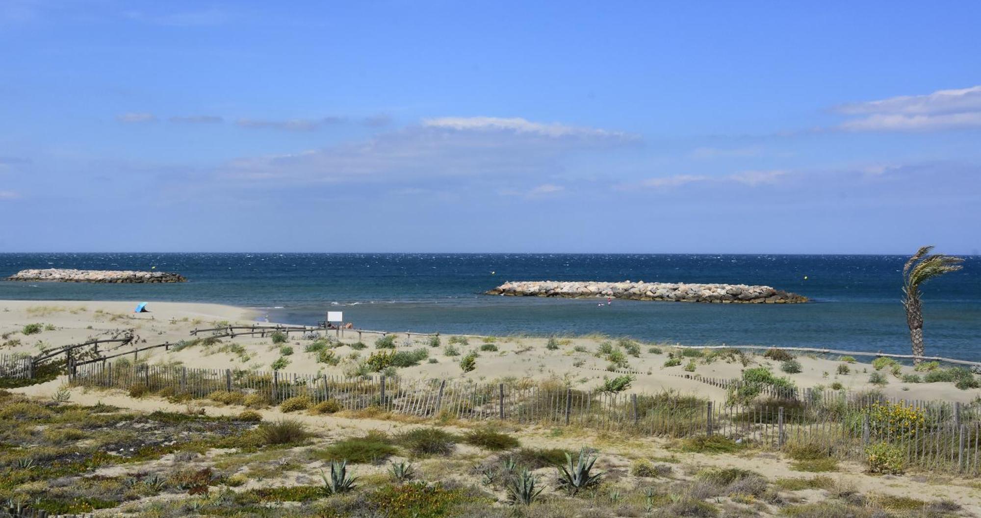 Les 2 Dauphins Villa Le Barcarès Екстериор снимка